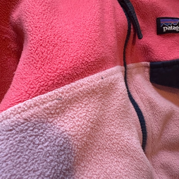 Patagonia 3T Girls Micro D Hooded Fleece Jacket - Picture 2 of 7